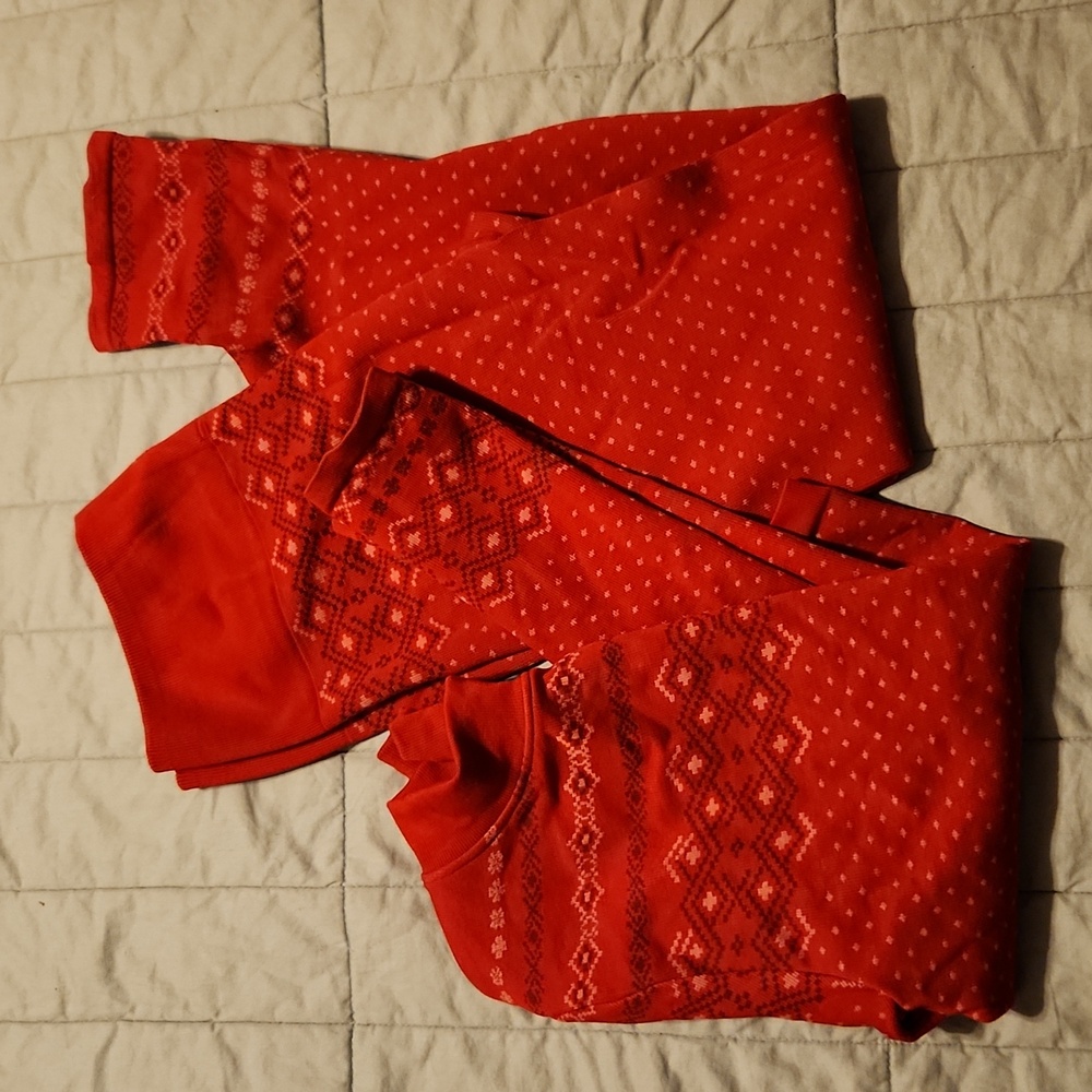 Fabletics Holiday Set - image 1
